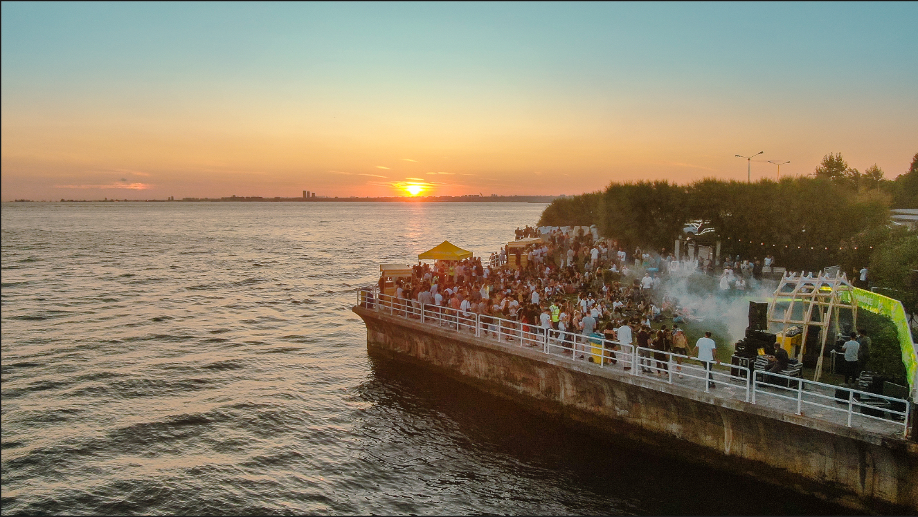 A SUNDAZE gathering at sunset on the Istanbul waterfront